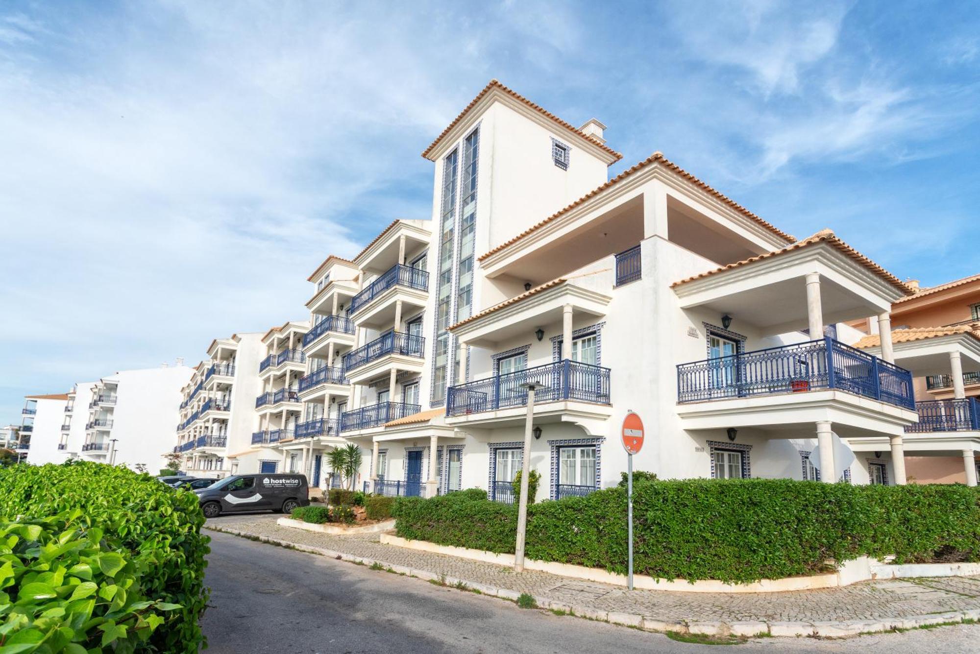 Wonderful Flats With Pool By Host Wise Daire Albufeira Dış mekan fotoğraf